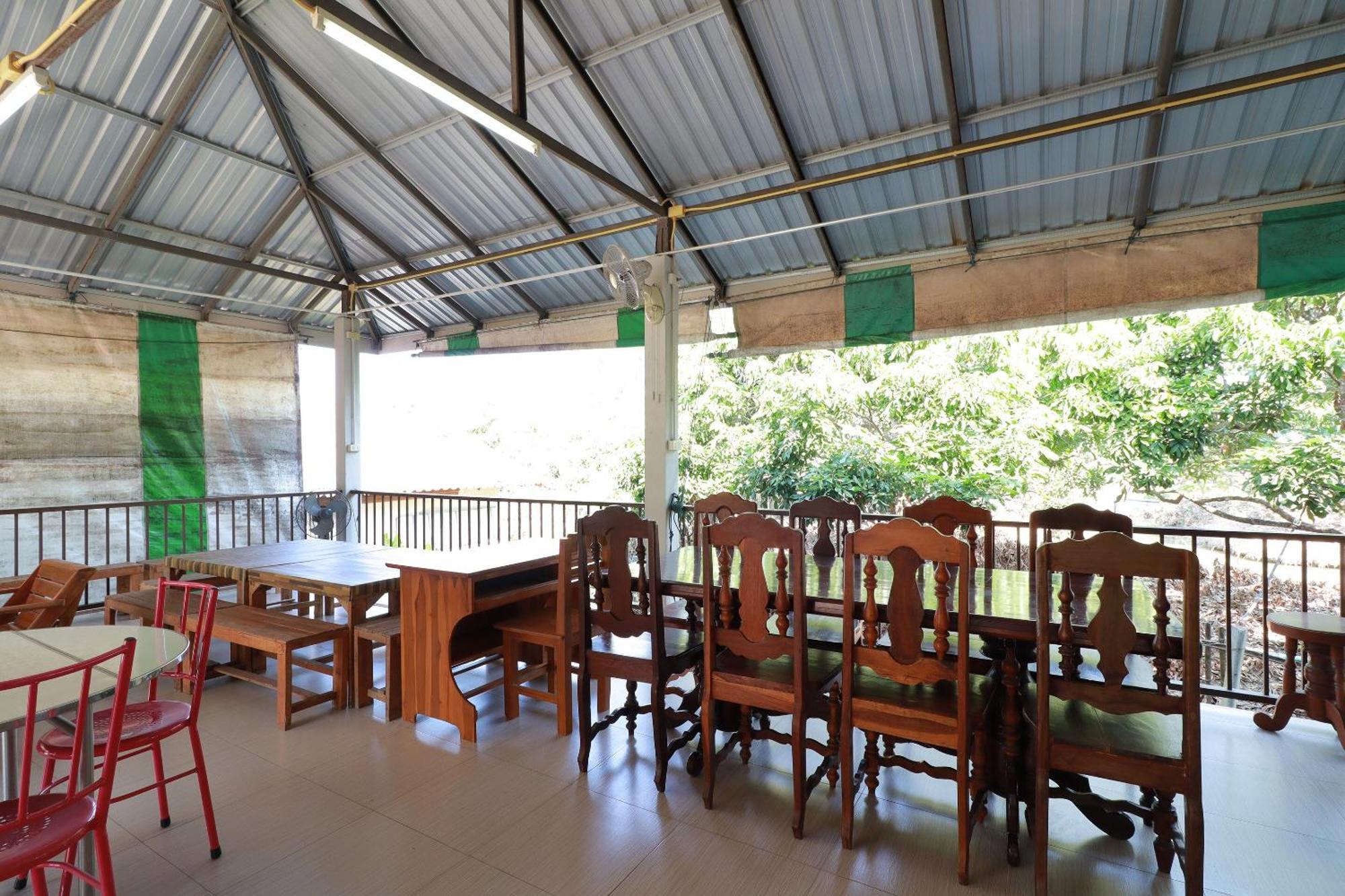 Oyo 553 Kongsup Resort Lamphun Exterior photo